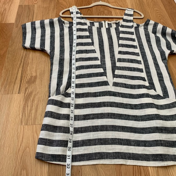 Soft Surroundings Cold-Shoulder Tunic Top - Picture 6 of 8